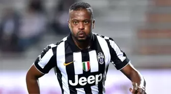 Patrice Evra, Selfie Çekilen Kadınlara Hakaret Etti