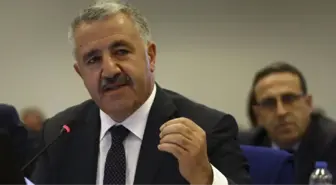 Bakan Arslan'dan İnternet Ucuzlayacak Müjdesi