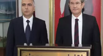Canikli: Türkiye'de Teknik Olarak Devalüasyonun İhtimali Yok