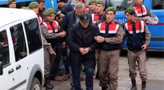 Sit Alanında İş Makinesiyle Kaçak Kazı Yapan 1'i Polis 13 Kişi Tutuklandı