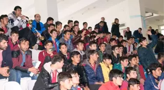 Tvf 1. Lig Voleybol Karşılaşmasında Genç Kafkars Spor Evinde Ankara Eser Spor'a Kaybetti