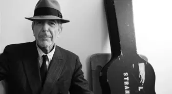 Efsane Şarkıcı ve Söz Yazarı Leonard Cohen, Hayatını Kaybetti