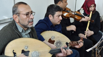 Mamak'ta Haftanın Altı Günü Türk Sanat Müziği Eğitimi