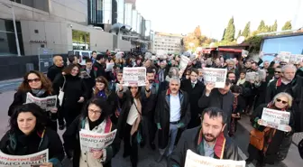 Avukatlar Cübbeleri ile Cumhuriyet Gazetesine Yürüdü (2)