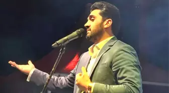 Bayhan'ın Konserine Giden Hanife, Kıskançlık Krizine Girdi