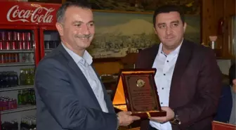 Eski Milli Eğitim Müdürü Gümüş'e Veda Yemeği