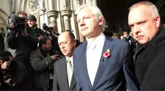 Julian Assange, Londra'da Sorgulandı