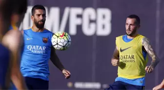 Aleix Vidal'den Verim Alamayan Barcelona, Darijo Srna'yı Gündemine Aldı