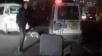 Küçükçekmece'de Trafik Kazası: 1 Ölü, 3 Yaralı