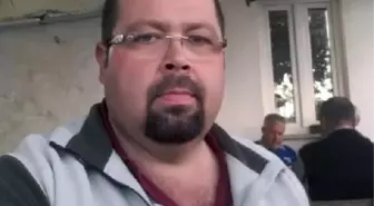 Motosikletiyle Ağaca Çarpınca Öldü