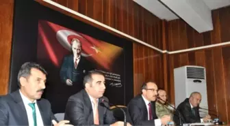 Trabzon Valisi Yavuz, Muhtarlarla Bir Araya Geldi