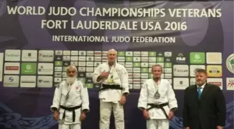 Veteran Judo Dünya Şampiyonası'na Ahmet Özdemir Damga Vurdu