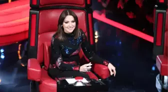 Hadise'nin Butonla İmtihanı! 'Koltuk Dönmek İstemiyor'