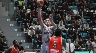 Muratbey Uşak-Openjobmetis Varese: 87-64