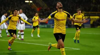 Borussia Dortmund, Legia Varşova'yı 8-4 Yendi