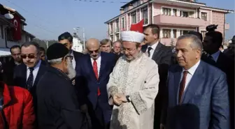 Diyanet İşleri Başkanı, Şehit Kaymakamın Evine Taziyede Bulundu