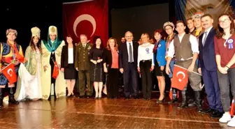 Antalya'da Öğretmenler Günü Coşkusu