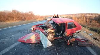 Konya'da Otomobille Minibüs Çarpıştı: 5 Yaralı