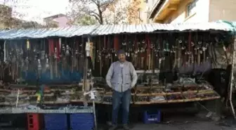 Teknolojiye Direnmeye Çalışıyorlar