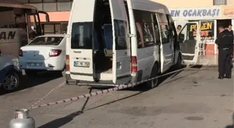 Minibüs Şoförü Aracında Ölü Bulundu