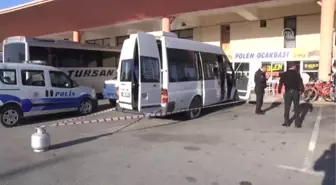 Minibüs Şoförü Aracında Ölü Bulundu