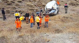 İmranlı'da Trafik Kazası: 1 Ölü, 6 Yaralı