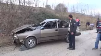 Taşova'da Otomobil Devrildi: 1 Ölü, 1 Yaralı