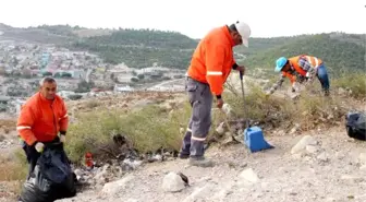 Cleaning Up İn Silifke Castle