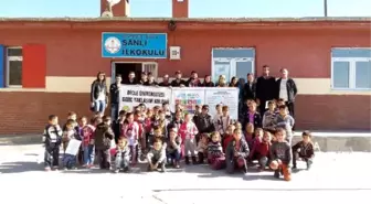 Dicle Üniversitesi Genç Yaklaşım Kulübü'nden Öğrencilere Kitap