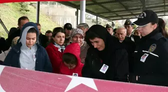 Kalp Krizi Geçiren Polis Öldü