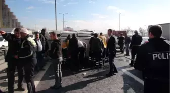 Başakşehir'de Zincirleme Trafik Kazası: 2 Yaralı