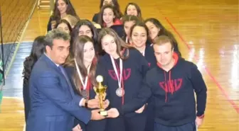 Gaziantep Kolej Vakfı Liselerinin Voleybol Başarısı