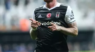 Beşiktaş'ın İki Yıldızına Süper Lig Ekibi Talip Oldu!