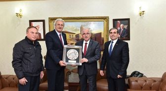 Karaçay Balkar Derneğinden Vali Tuna'ya Ziyaret