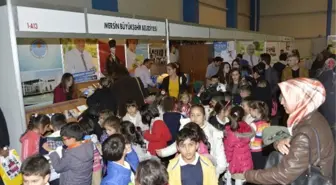 Kitap Fuarı'nda Büyükşehir Standına Yoğun İlgi