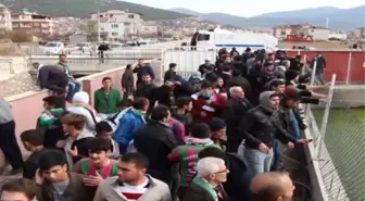 Amatör Maç Öncesi Polisten Biber Gazlı Müdahale