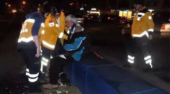 Dereye Düşen Kişiyi İtfaiye ve Polis Ekipleri Kurtardı