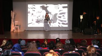 Kadın Meddahtan Nefes Kesen Performans