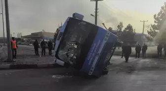 Kütahya'da Trafik Kazası: 13 Yaralı