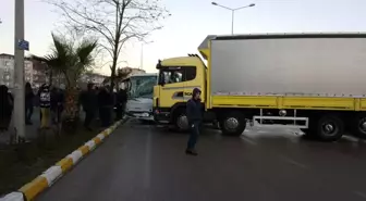 Ordu'da Zincirleme Trafik Kazası: 9 Yaralı