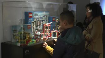 Paris Belediyesinden Lego Sergisi