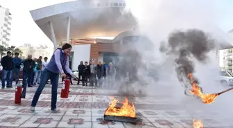 Yüzme Havuzunda Yangın Tatbikatı