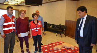 Kemer Belediye Personeline İlk Yardım Kursu