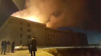 Edirne'de İmam Hatip Lisesinde Çıkan Yangın Korkuttu