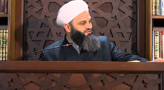 İsmailağa Cemaatinin Önde Gelen İsimlerinden Şefik Kocaman Bıçaklandı