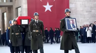 İsmet Sezgin İçin Meclis'te Resmi Tören Düzenlendi