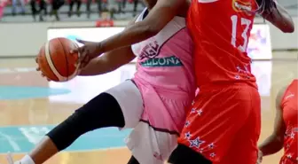 Bellona Agü Spor-Tosyalı Toyo Osmaniye Gençlik Spor: 68-61