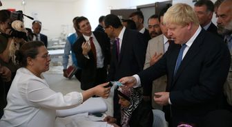 İngiltere Dışişleri Bakanı Johnson, Bahreyn'de