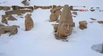 Adıyaman Beyaza Bürünen Nemrut Dağı, Ilgi Çekiyor