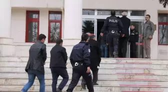 Afyonkarahisar'da 18 Kişi Fetö'den Adliyeye Sevk Edildi